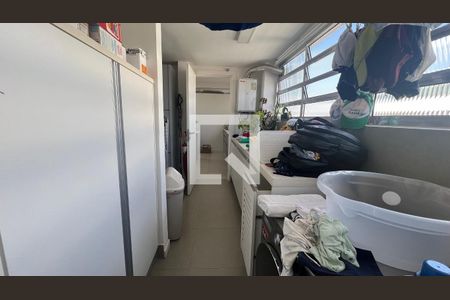 Apartamento à venda com 150m², 2 quartos e 1 vagaÁrea de Serviço