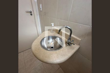 Casa à venda com 100m², 3 quartos e 2 vagasLavabo