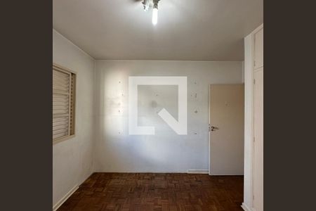 Casa à venda com 100m², 3 quartos e 2 vagasQuarto 2