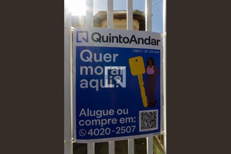 Casa à venda com 249m², 4 quartos e 8 vagasFachada