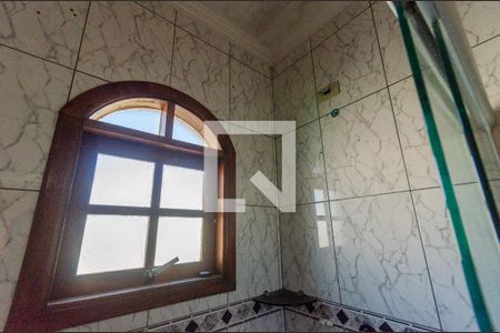 Casa à venda com 249m², 4 quartos e 8 vagasBanheiro da Suíte 1