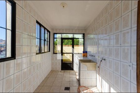 Casa à venda com 249m², 4 quartos e 8 vagasÁrea de Serviço