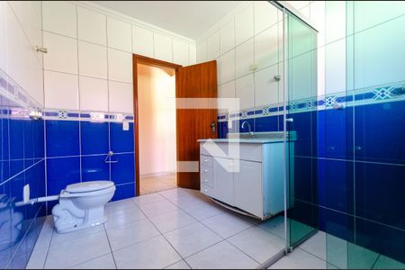 Casa à venda com 249m², 4 quartos e 8 vagasBanheiro