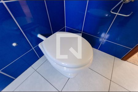 Casa à venda com 249m², 4 quartos e 8 vagasBanheiro