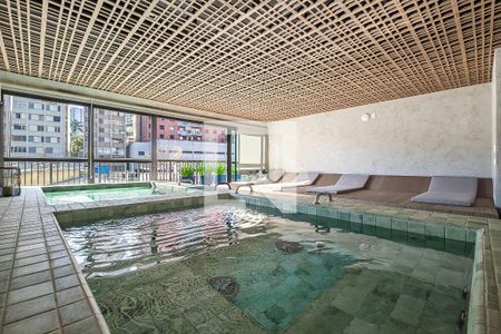 Studio à venda com 22m², 1 quarto e sem vaga Studio à venda com 22m², 1 quarto e sem vagaPiscina