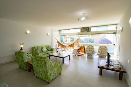 Sala de apartamento para alugar com 3 quartos, 140m² em Loteamento Joao Batista Juliao, Guarujá