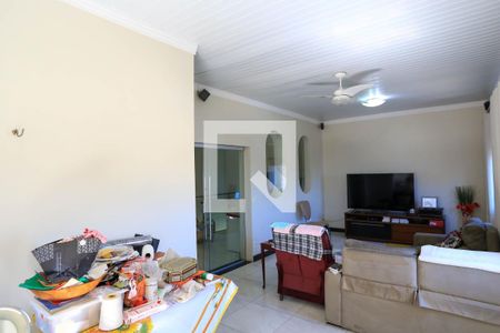 Casa à venda com 274m², 4 quartos e 4 vagas Casa à venda com 274m², 4 quartos e 4 vagasPiso superior