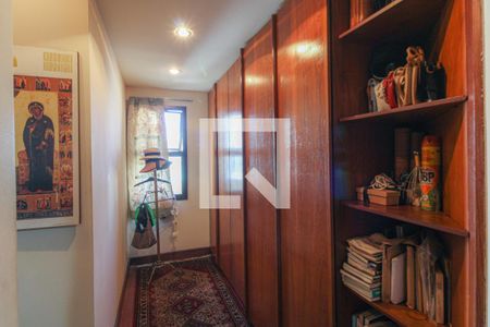 Apartamento à venda com 353m², 4 quartos e 2 vagasSuíte Master - Closet
