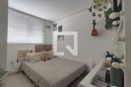 Quarto de apartamento à venda com 2 quartos, 52m² em Taquara, Rio de Janeiro