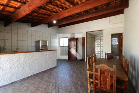 Apartamento à venda com 219m², 3 quartos e 2 vagasÁrea Social