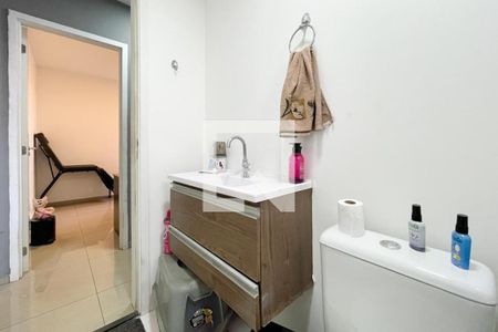 Apartamento à venda com 53m², 3 quartos e 1 vaga Apartamento à venda com 53m², 3 quartos e 1 vagaBanheiro Social