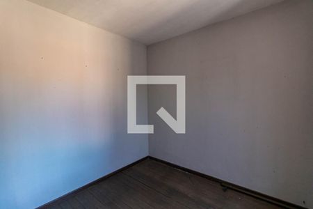 Casa à venda com 1000m², 5 quartos e 6 vagas Casa à venda com 1000m², 5 quartos e 6 vagasQuarto