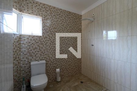 Casa à venda com 224m², 3 quartos e 4 vagasBanheiro da Suíte