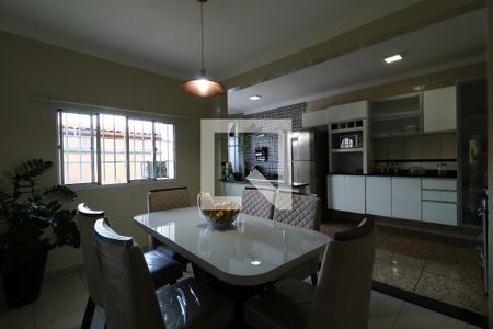 Casa à venda com 224m², 3 quartos e 4 vagasCozinha / Copa