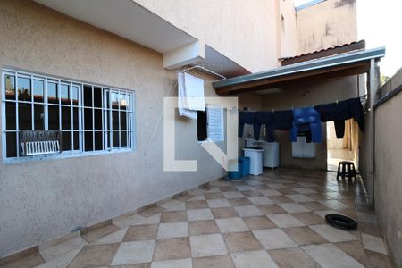 Casa à venda com 224m², 3 quartos e 4 vagasÁrea de Serviço
