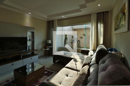 Sala de casa à venda com 3 quartos, 224m² em Vila Eldizia, Santo André