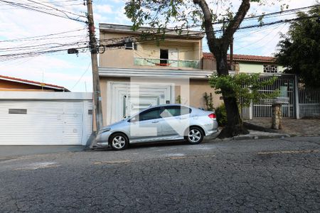Casa à venda com 224m², 3 quartos e 4 vagasFachada