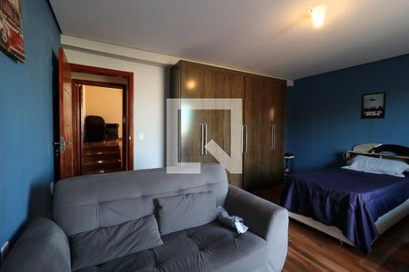 Casa à venda com 224m², 3 quartos e 4 vagasQuarto 2