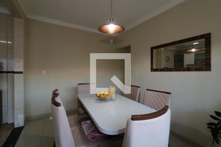 Casa à venda com 224m², 3 quartos e 4 vagasCozinha / Copa