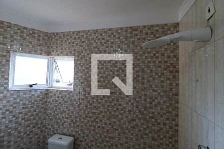 Casa à venda com 224m², 3 quartos e 4 vagasBanheiro da Suíte