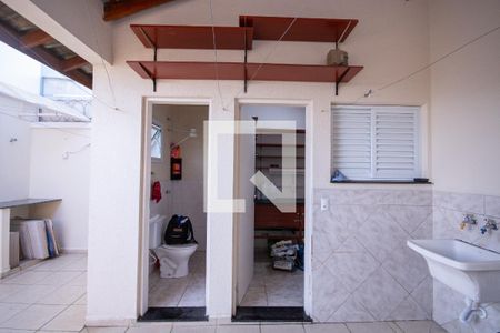 Casa à venda com 190m², 4 quartos e 4 vagas Casa à venda com 190m², 4 quartos e 4 vagasÁrea de Serviço