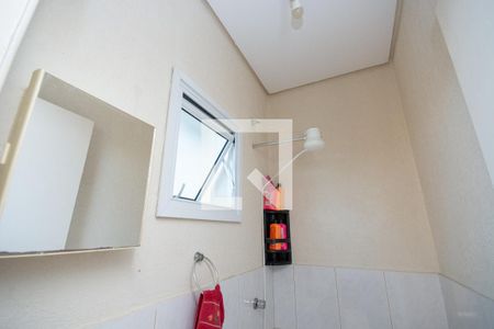 Casa à venda com 190m², 4 quartos e 4 vagas Casa à venda com 190m², 4 quartos e 4 vagasBanheiro de serviço