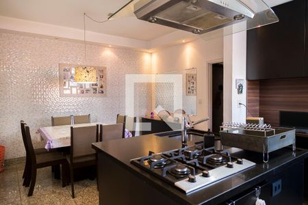 Casa à venda com 160m², 3 quartos e 4 vagas Casa à venda com 160m², 3 quartos e 4 vagasCozinha