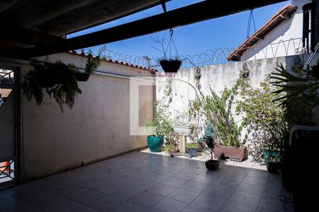 Casa à venda com 160m², 3 quartos e 4 vagas Casa à venda com 160m², 3 quartos e 4 vagasGaragem