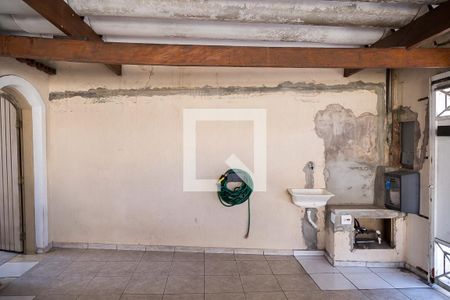 Casa à venda com 160m², 3 quartos e 4 vagas Casa à venda com 160m², 3 quartos e 4 vagasGaragem