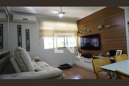 Apartamento à venda com 55m², 2 quartos e 1 vagaSala