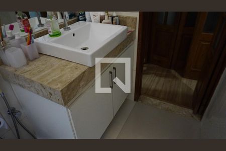 Apartamento à venda com 55m², 2 quartos e 1 vagaBanheiro Social
