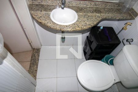 Casa de condomínio à venda com 200m², 4 quartos e 2 vagas Casa de condomínio à venda com 200m², 4 quartos e 2 vagasBanheiro quarto 3