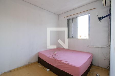 Quarto 1 de apartamento para alugar com 2 quartos, 68m² em Sarandi, Porto Alegre
