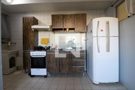 Cozinha de apartamento para alugar com 2 quartos, 68m² em Sarandi, Porto Alegre