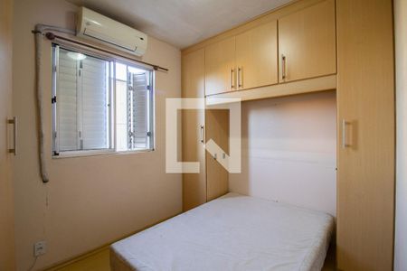 Quarto 2 de apartamento para alugar com 2 quartos, 68m² em Sarandi, Porto Alegre
