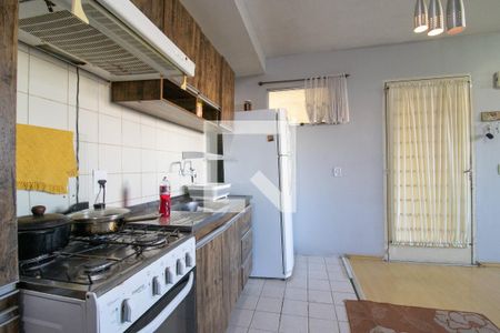 Cozinha de apartamento para alugar com 2 quartos, 68m² em Sarandi, Porto Alegre