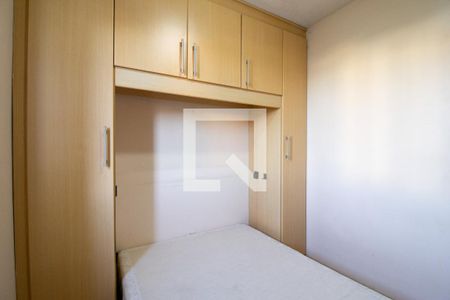 Quarto 2 de apartamento para alugar com 2 quartos, 68m² em Sarandi, Porto Alegre