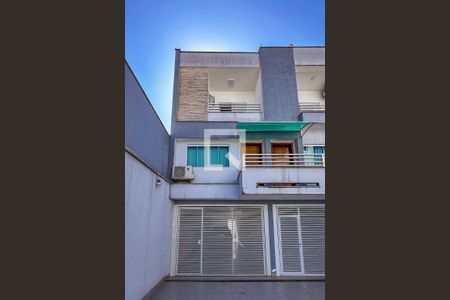 Casa de condomínio à venda com 140m², 2 quartos e 2 vagas Casa de condomínio à venda com 140m², 2 quartos e 2 vagasÁrea Comum