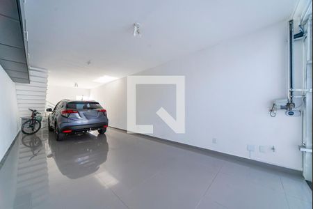 Casa de condomínio à venda com 140m², 2 quartos e 2 vagas Casa de condomínio à venda com 140m², 2 quartos e 2 vagasGaragem