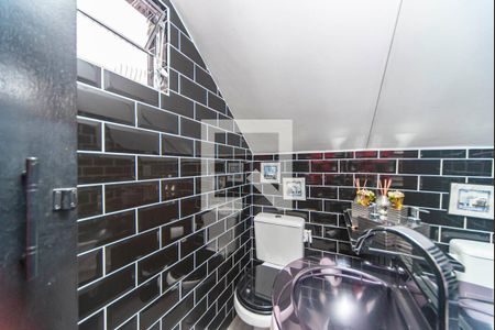 Casa de condomínio à venda com 140m², 2 quartos e 2 vagas Casa de condomínio à venda com 140m², 2 quartos e 2 vagasLavabo do Salão de festas Privativo