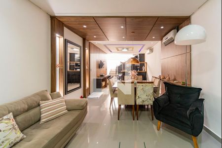 Casa de condomínio à venda com 140m², 2 quartos e 2 vagas Casa de condomínio à venda com 140m², 2 quartos e 2 vagasSalão de Festas Privativo