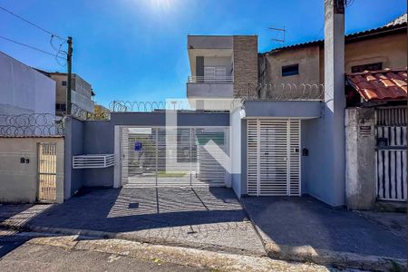 Casa de condomínio à venda com 140m², 2 quartos e 2 vagas Casa de condomínio à venda com 140m², 2 quartos e 2 vagasFachada