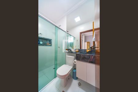 Casa de condomínio à venda com 140m², 2 quartos e 2 vagas Casa de condomínio à venda com 140m², 2 quartos e 2 vagasBanheiro do Quarto 1