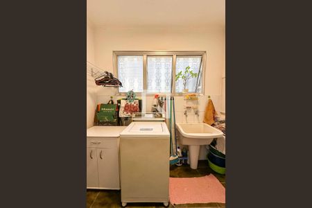 Casa à venda com 350m², 3 quartos e 4 vagas Casa à venda com 350m², 3 quartos e 4 vagasÁrea de Serviço