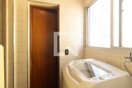 Apartamento para alugar com 119m², 3 quartos e 1 vaga Apartamento para alugar com 119m², 3 quartos e 1 vagaLavanderia