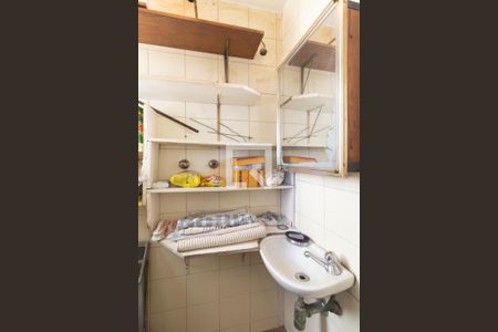 Apartamento para alugar com 119m², 3 quartos e 1 vaga Apartamento para alugar com 119m², 3 quartos e 1 vagaBanheiro de Serviço