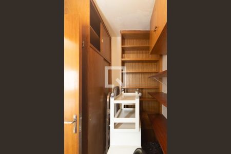 Apartamento para alugar com 119m², 3 quartos e 1 vaga Apartamento para alugar com 119m², 3 quartos e 1 vagaQuarto de Serviço