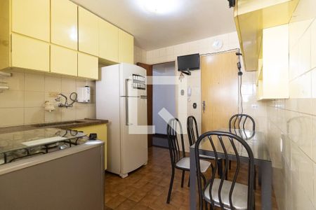 Apartamento para alugar com 119m², 3 quartos e 1 vaga Apartamento para alugar com 119m², 3 quartos e 1 vagaCozinha