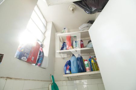 Apartamento à venda com 103m², 3 quartos e sem vaga Apartamento à venda com 103m², 3 quartos e sem vagaBanheiro de serviço