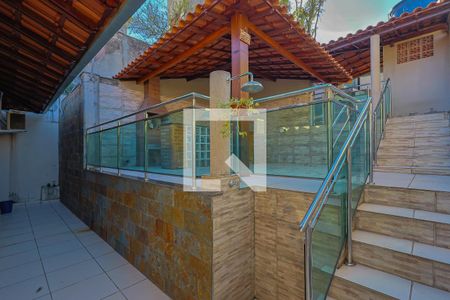 Casa à venda com 360m², 3 quartos e 4 vagasChurrasqueira